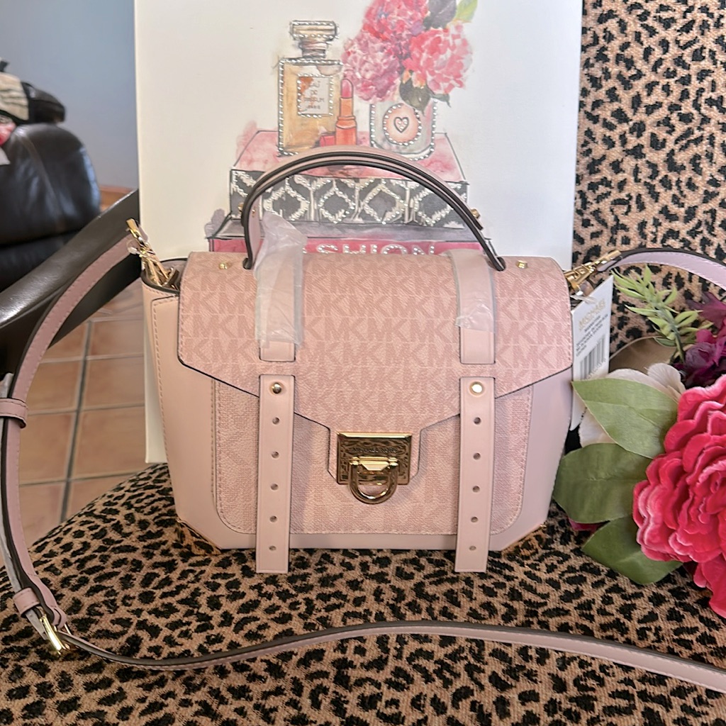 Michael Kors Manhattan